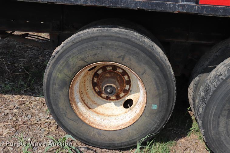 image for item ED9531 1992 Great Dane flatbed trailer