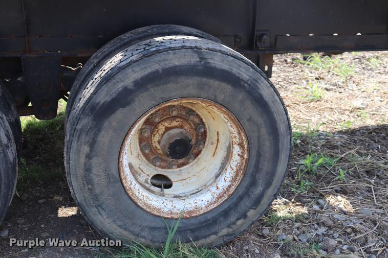 image for item ED9531 1992 Great Dane flatbed trailer