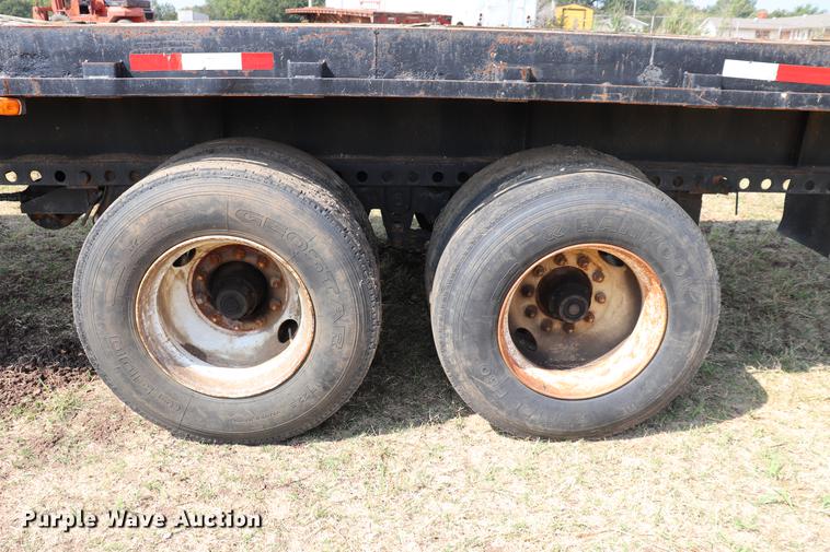 image for item ED9532 1995 Daco equipment trailer