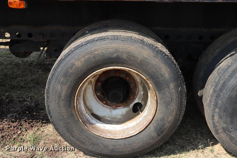 image for item ED9532 1995 Daco equipment trailer