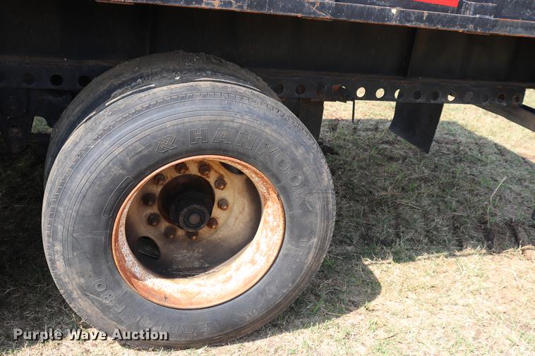 image for item ED9532 1995 Daco equipment trailer