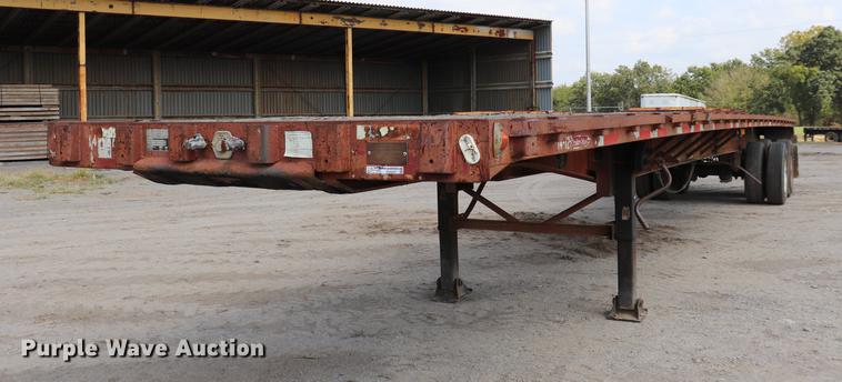 image for item ED9537 1992 Trail Mobile flatbed trailer