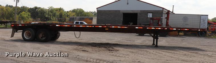 image for item ED9537 1992 Trail Mobile flatbed trailer