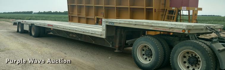 image for item G1440 1994 Featherlite 1020 drop deck equipment trailer