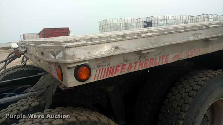 image for item G1440 1994 Featherlite 1020 drop deck equipment trailer