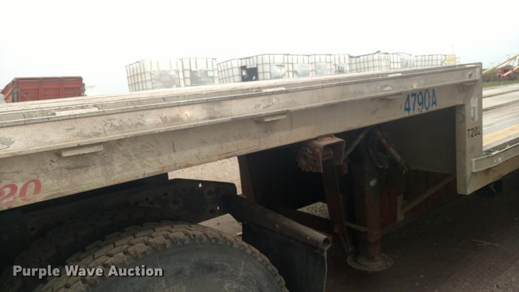 image for item G1440 1994 Featherlite 1020 drop deck equipment trailer