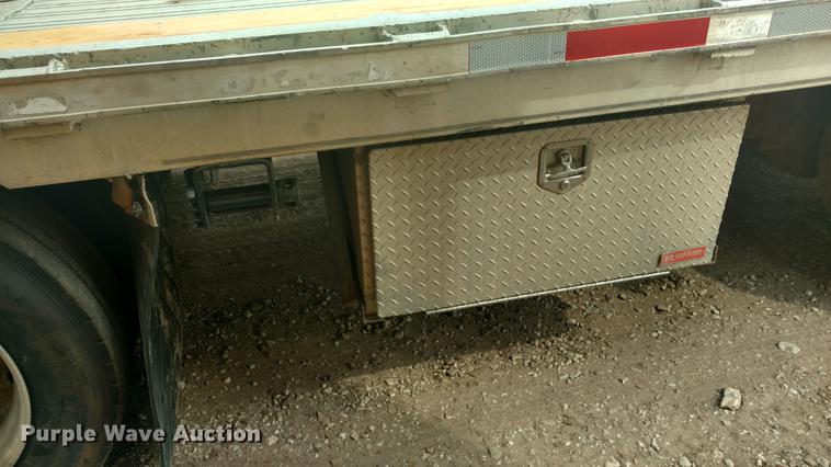 image for item G1440 1994 Featherlite 1020 drop deck equipment trailer