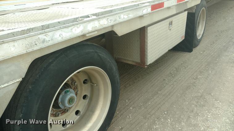 image for item G1440 1994 Featherlite 1020 drop deck equipment trailer