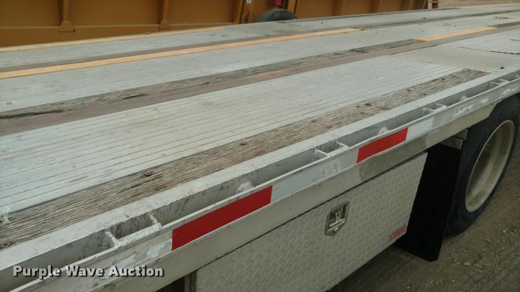 image for item G1440 1994 Featherlite 1020 drop deck equipment trailer