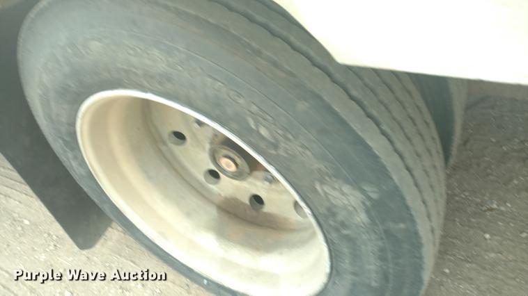 image for item G1440 1994 Featherlite 1020 drop deck equipment trailer