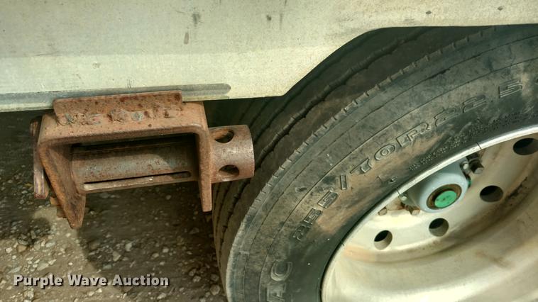 image for item G1440 1994 Featherlite 1020 drop deck equipment trailer