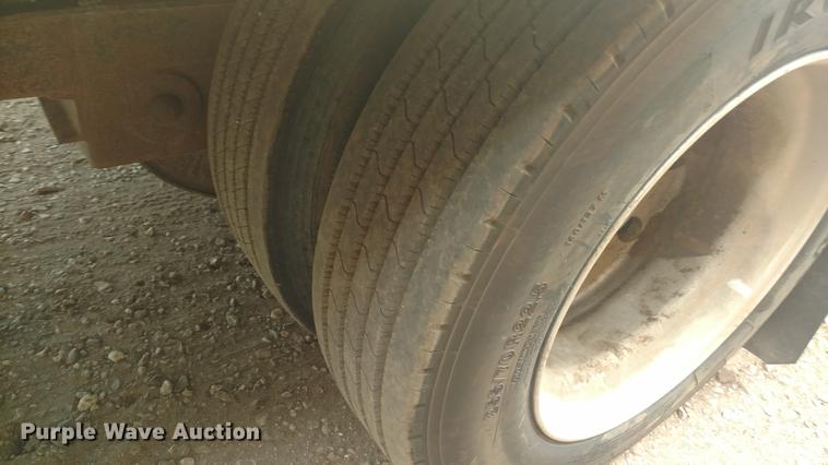 image for item G1440 1994 Featherlite 1020 drop deck equipment trailer