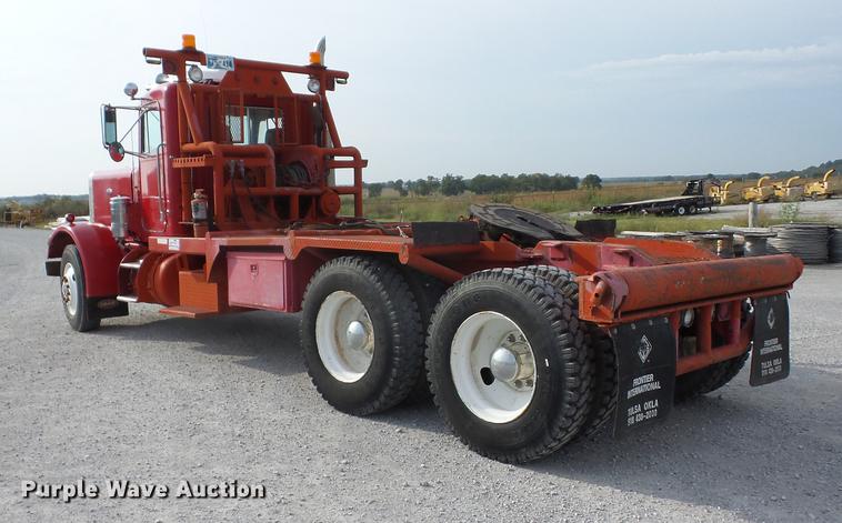 image for item K6407 1980 Peterbilt 359 winch truck