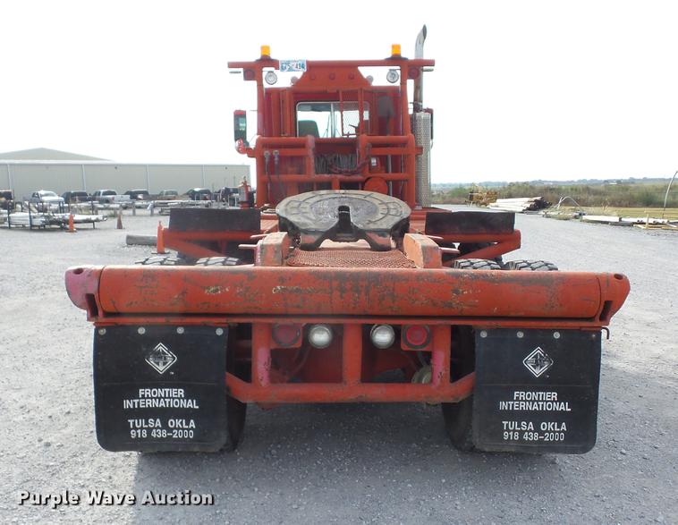 image for item K6407 1980 Peterbilt 359 winch truck