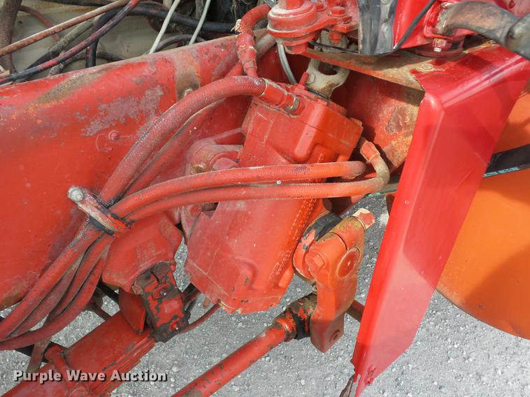 image for item K6407 1980 Peterbilt 359 winch truck