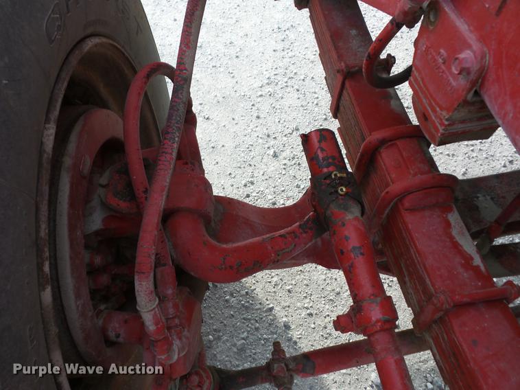 image for item K6407 1980 Peterbilt 359 winch truck