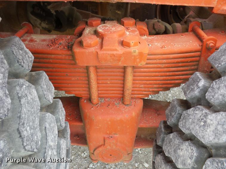 image for item K6407 1980 Peterbilt 359 winch truck