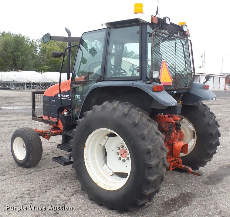 image for item DC2477 2000 New Holland TS100 tractor