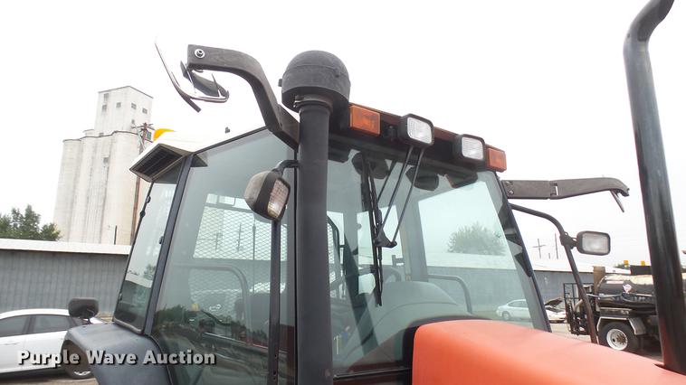 image for item DC2477 2000 New Holland TS100 tractor