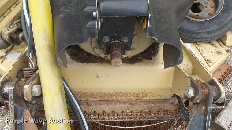 image for item DC2478 2004 Land Pride RCB6015 batwing rotary mower