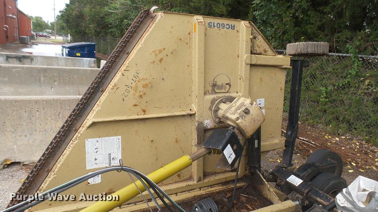 image for item DC2478 2004 Land Pride RCB6015 batwing rotary mower