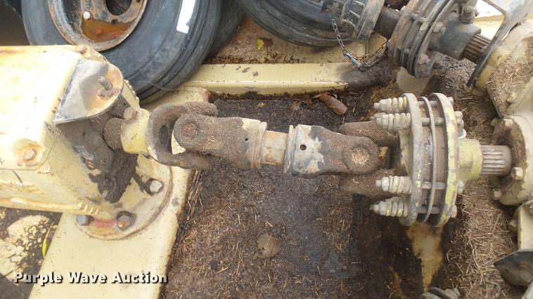 image for item DC2478 2004 Land Pride RCB6015 batwing rotary mower