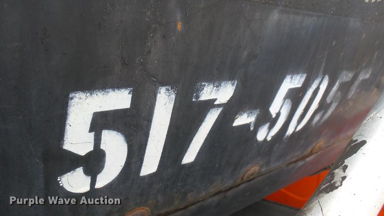 image for item DC2483 1996 International 4700 oil distributor truck