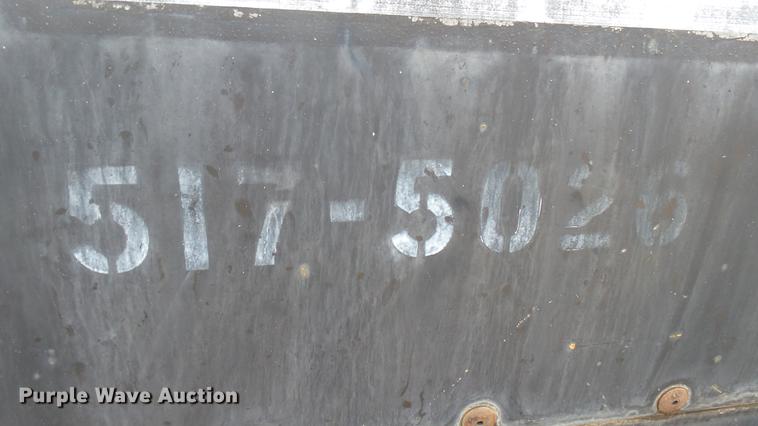 image for item DC2484 1996 International 4700 oil distributor truck