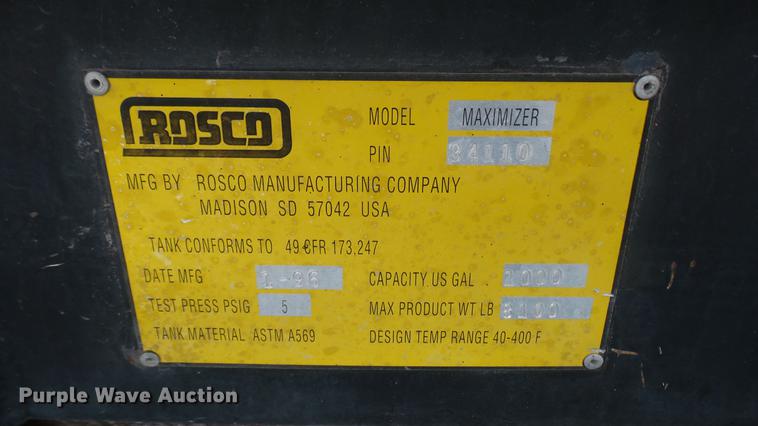 image for item DC2484 1996 International 4700 oil distributor truck