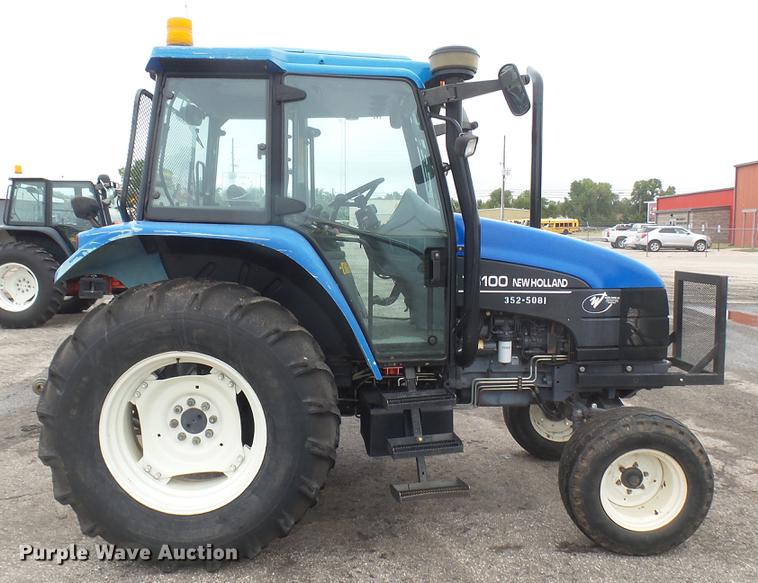 image for item DC2486 2002 New Holland TS100 tractor