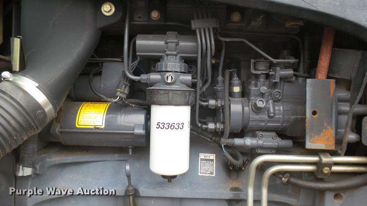 image for item DC2486 2002 New Holland TS100 tractor