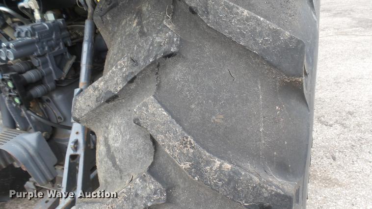 image for item DC2486 2002 New Holland TS100 tractor