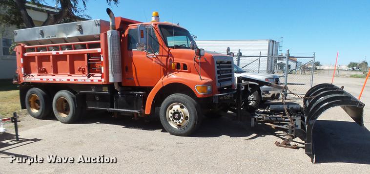 image for item DC3841 2003 Sterling LT7501 dump truck