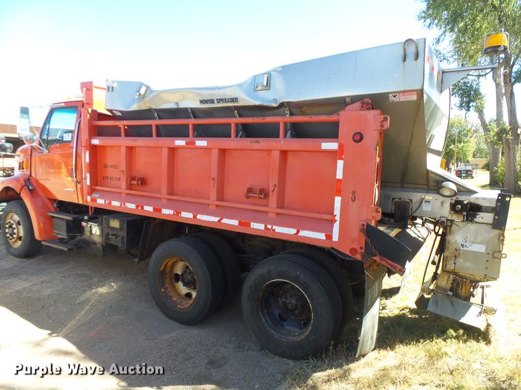 image for item DC3841 2003 Sterling LT7501 dump truck