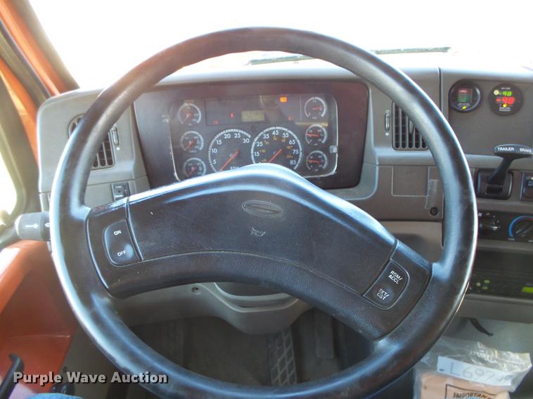 image for item DC3841 2003 Sterling LT7501 dump truck