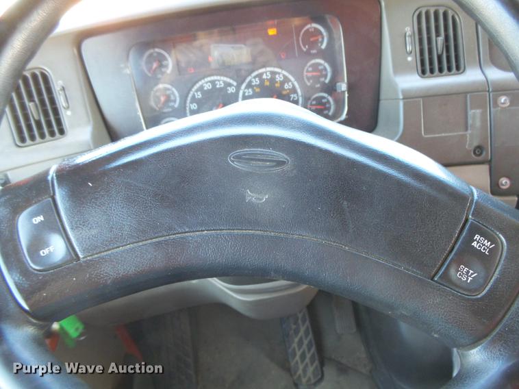 image for item DC3841 2003 Sterling LT7501 dump truck