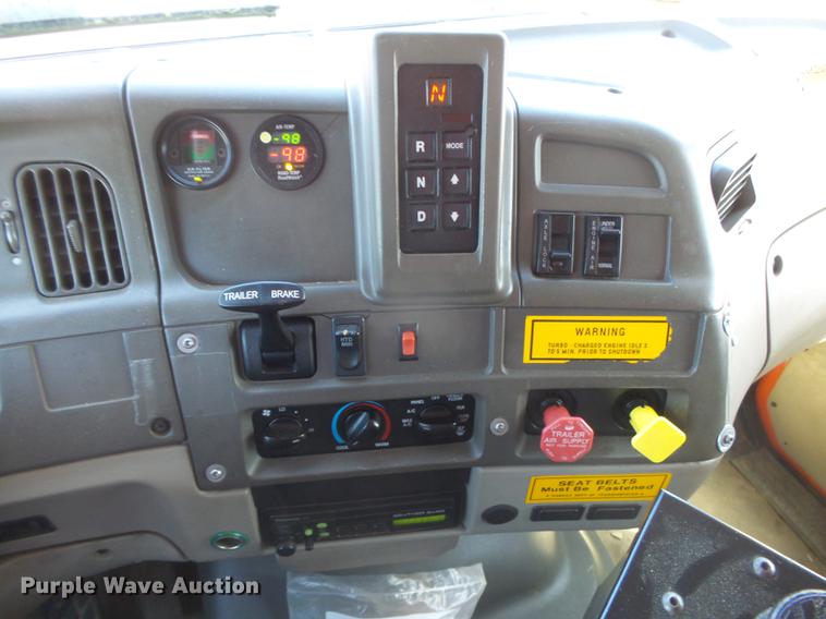 image for item DC3841 2003 Sterling LT7501 dump truck