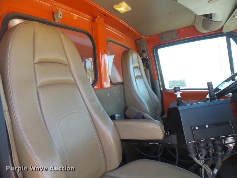 image for item DC3841 2003 Sterling LT7501 dump truck