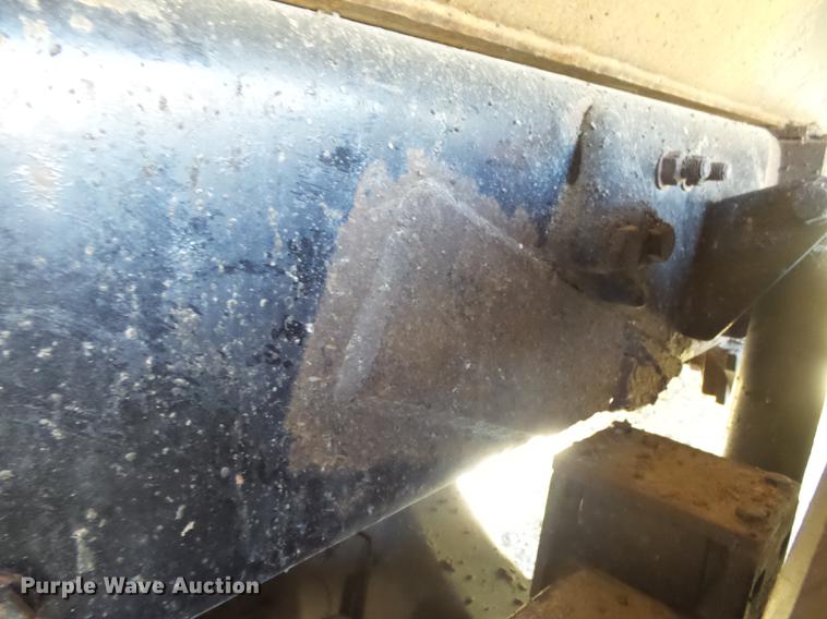 image for item DC3841 2003 Sterling LT7501 dump truck