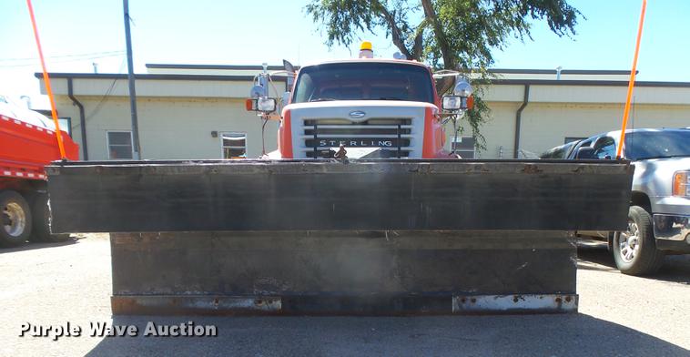 image for item DC3841 2003 Sterling LT7501 dump truck