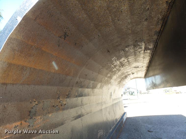 image for item DC3841 2003 Sterling LT7501 dump truck