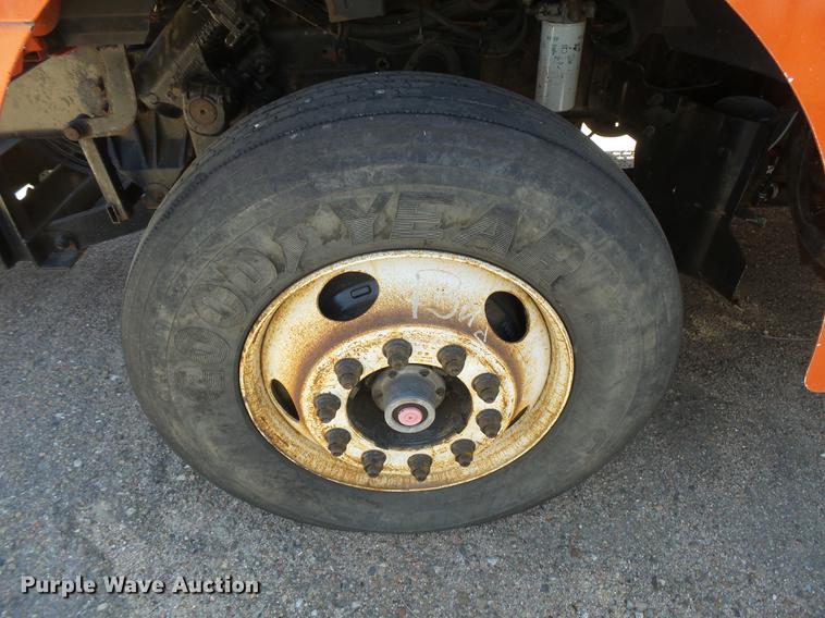 image for item DC3841 2003 Sterling LT7501 dump truck