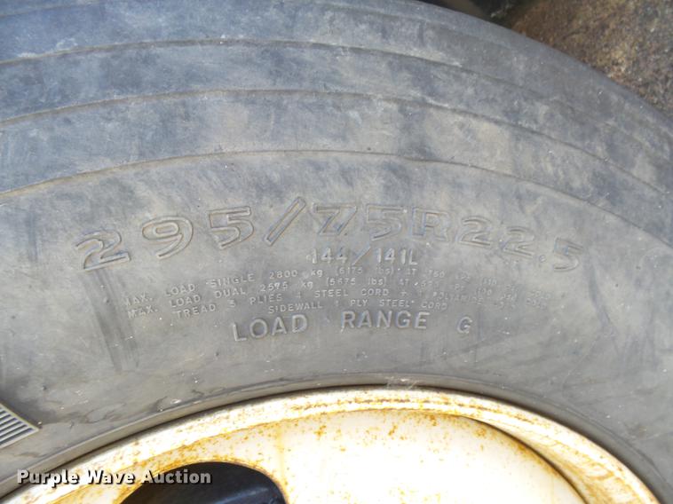 image for item DC3841 2003 Sterling LT7501 dump truck