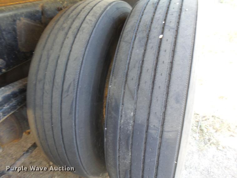 image for item DC3841 2003 Sterling LT7501 dump truck