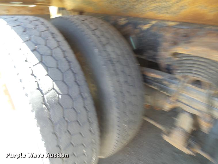 image for item DC3841 2003 Sterling LT7501 dump truck