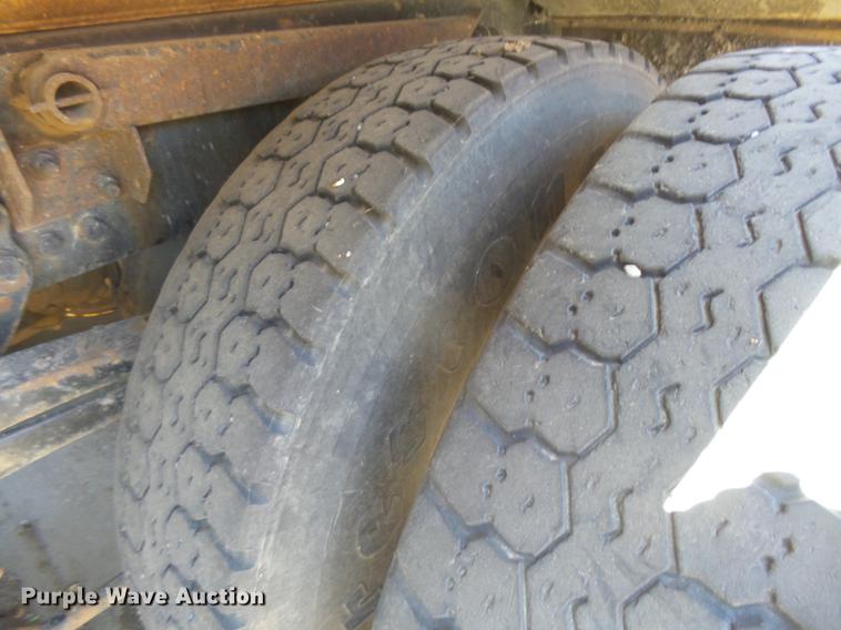 image for item DC3841 2003 Sterling LT7501 dump truck