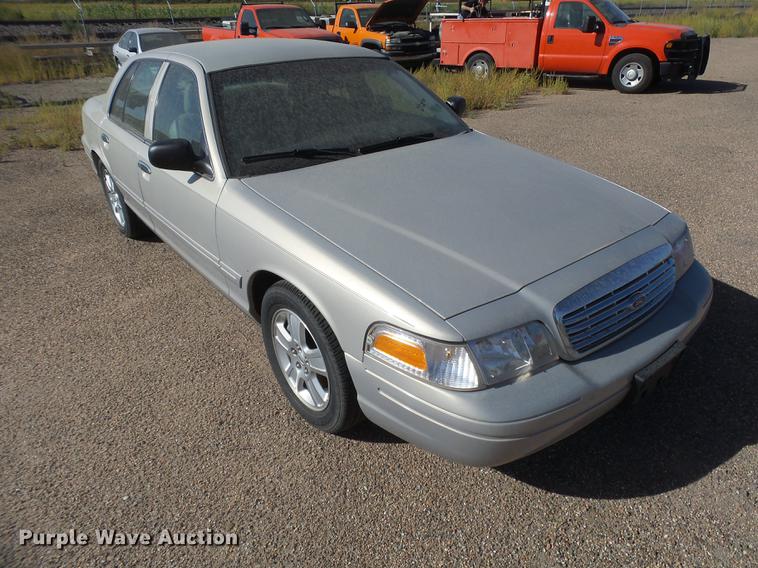 image for item DC3842 2008 Ford Crown Victoria