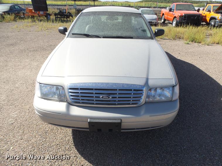 image for item DC3842 2008 Ford Crown Victoria