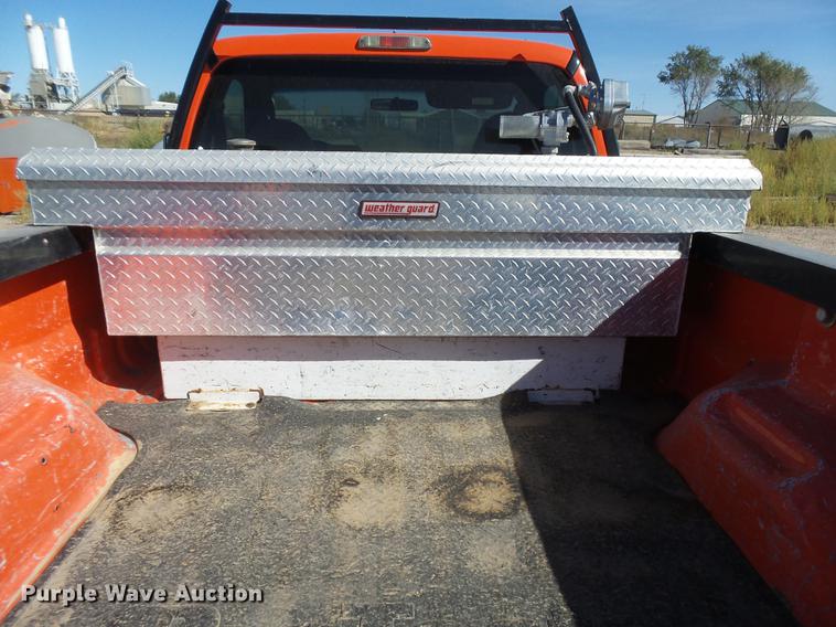 image for item DC3844 2008 Ford F250 Super Duty XL pickup truck