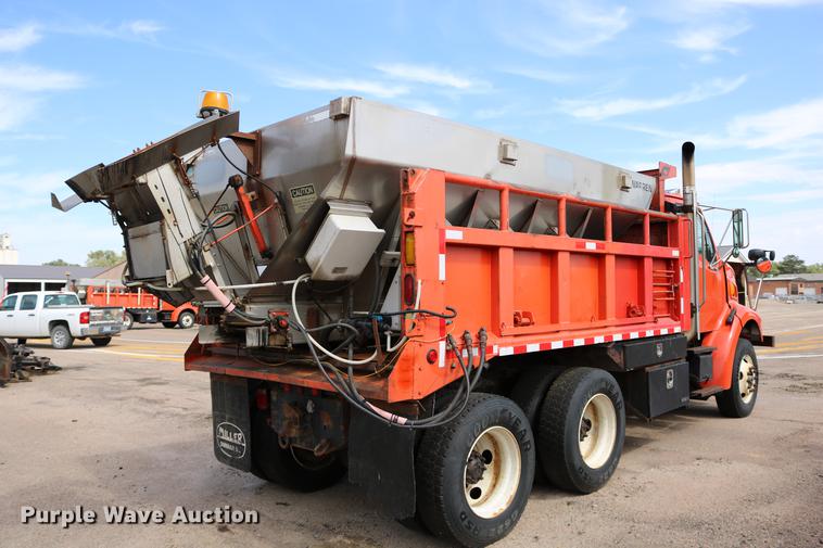 image for item DD0073 2001 Sterling LT7501 dump truck